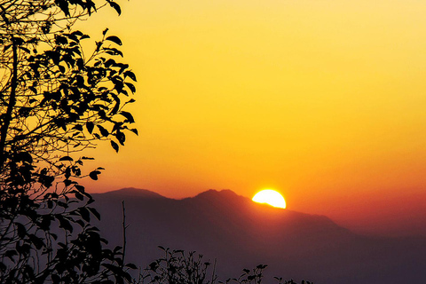 Kathmandu: Nagarkot Sunrise View Tour and Hike Changunarayan