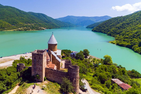 kazbegi Tour privado desde Tiflis