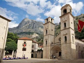 Dubrovnik, Kotor Dagsutflykt till Kotor, Perast, Sveti Stefan och Budva
