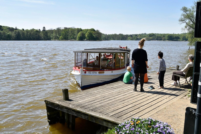 Lyngby & Bagsværd Lake: Baadfarten Boat Ride