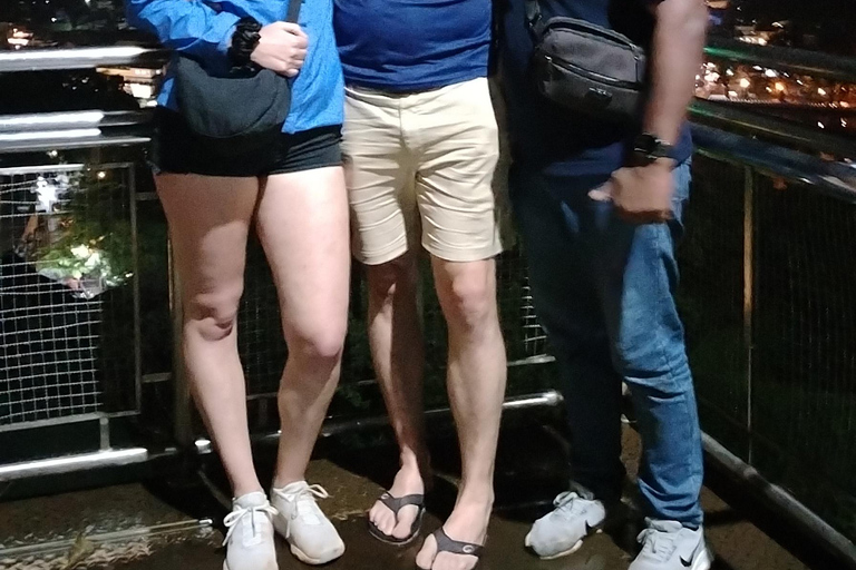 Kandy: Customizable Temples, Artisan Crafts & cultural Show Van