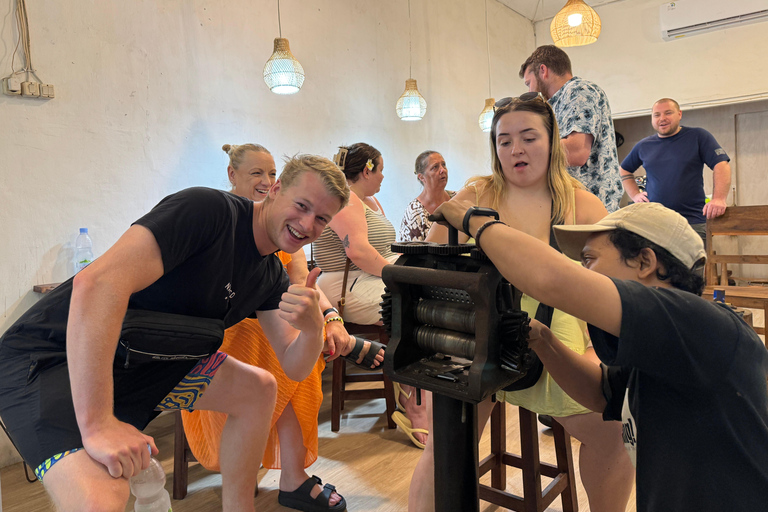 Cours de fabrication de bijoux à Kuta Bali, avec 7 grammes d'argent pur