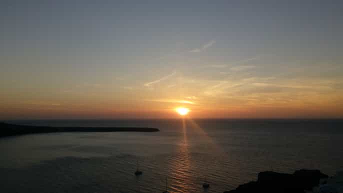 oia and fira evening small group tour
