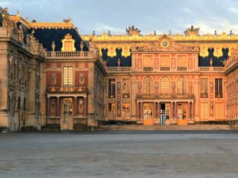 Ab Paris: Kleingruppen-Tour nach Giverny & Versailles Ab Paris: Kleingruppen-Tour nach Giverny & Versailles