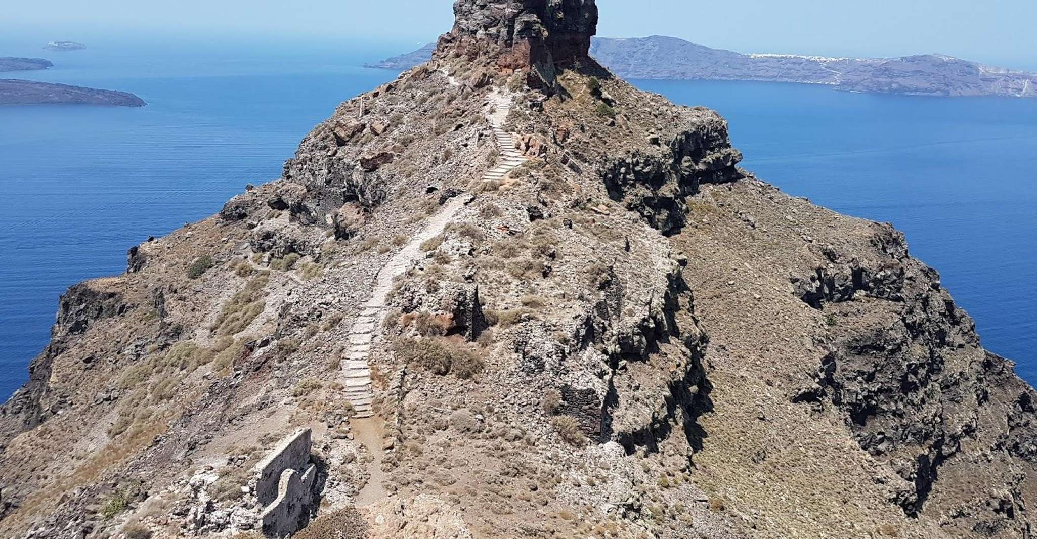 Santorini, Half-Day Sightseeing Tour with Hotel Pickup - Housity