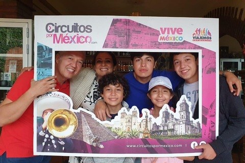 Oaxaca: Private Art and Traditions Tour with Car