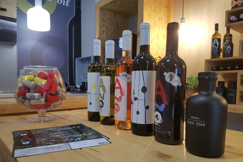 Desde La Canea: tour de 1 día de vino y aceiteEl milagro del vino y el aceite de oliva: 1 día desde Chania