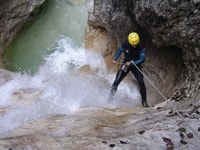 Bovec, Canyoning nel Triglav National Park Tour + Foto - Hizvo