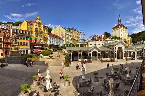From Prague: Karlovy Vary Full-Day Tour