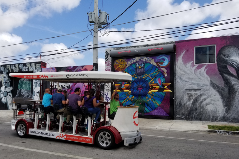 Miami: Wynwood Party Bike Bar Crawl