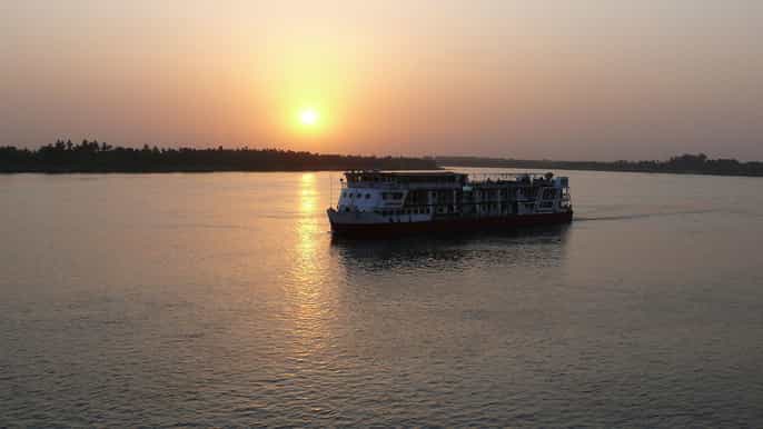 old cairo half day tour and nile dinner cruise