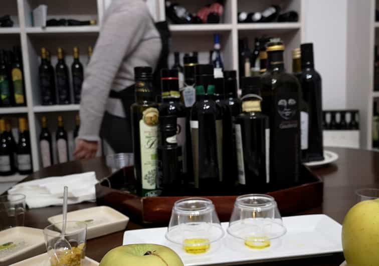rome-extra-virgin-olive-oil-introduction-class-getyourguide