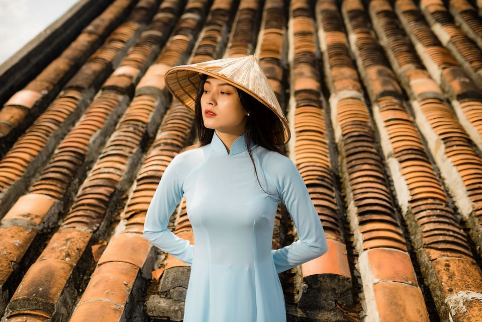 Vietnamese Traditional Dress - Picture of Ao Dai HK's House, Da Nang -  Tripadvisor