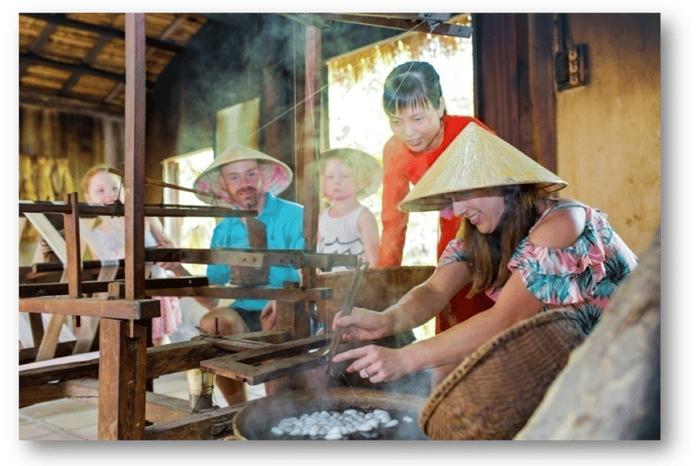 Hoi An: Halv dags rundtur om tillverkning av silkeHalvdagstur om silkestillverkning – grupp, max 15 resenärer