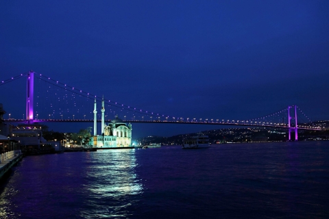 Bosphorus: Dinner Cruise with Live Performances ExperienceRejs obiadowy z występami na żywo - menu alkoholowe