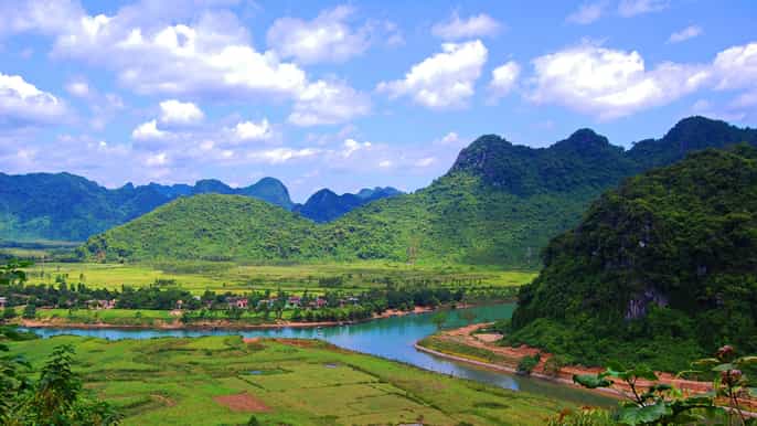 from hue fullday excursion to paradise cave
