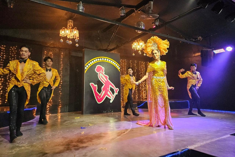 Khaolak: visita guiada com petiscos e show de cabaréKhaolak: Tour guiado com petiscos e show de cabaré