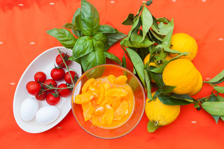 Napoli: Mercatini e lezione di cucina a casa di un localeNapoli: mercatini e corso di cucina a casa di Cesarina