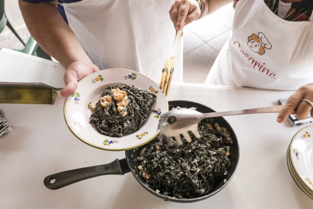Visit Como Cooking Class at a Local's Home in Casale Litta