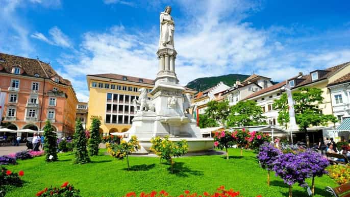 bolzano historical city center guided walking tour