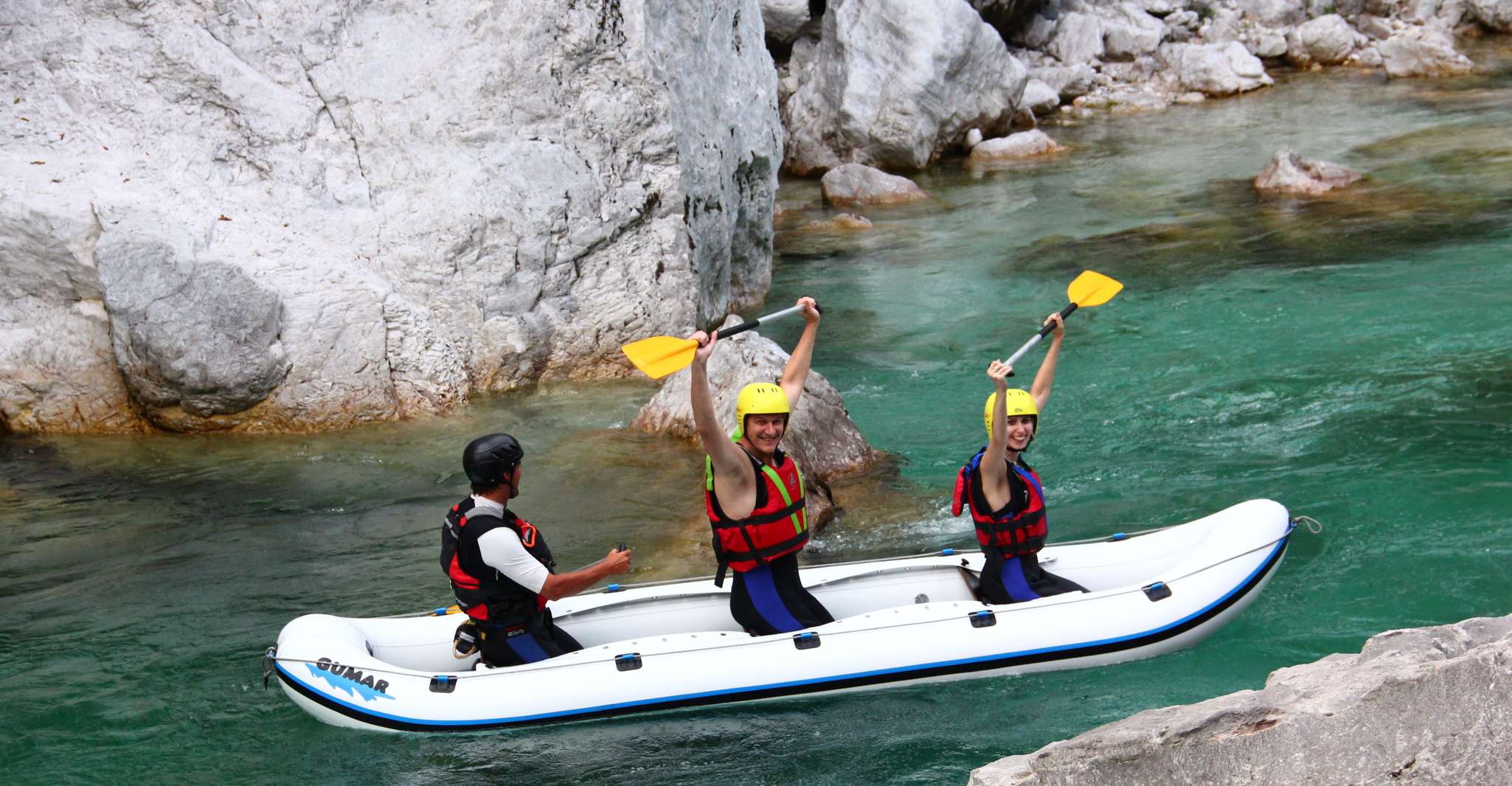 Experiencia de rafting privado para parejas en Bovec, Soča River - Hizvo