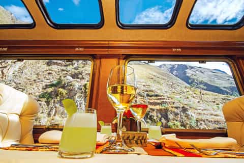 Cusco: Private Full-Day Tour to Machu Picchu by Train