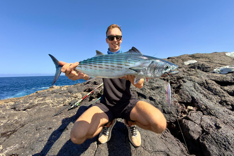Lanzarote: Guided Shore Fishing Trip with Gear & Guide