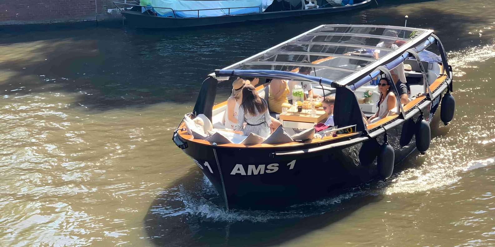 Amsterdam canal cruise — photo 8