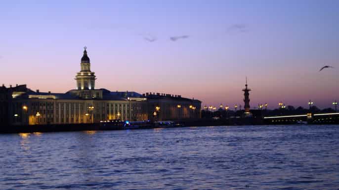 saint petersburg illuminations by night city tour