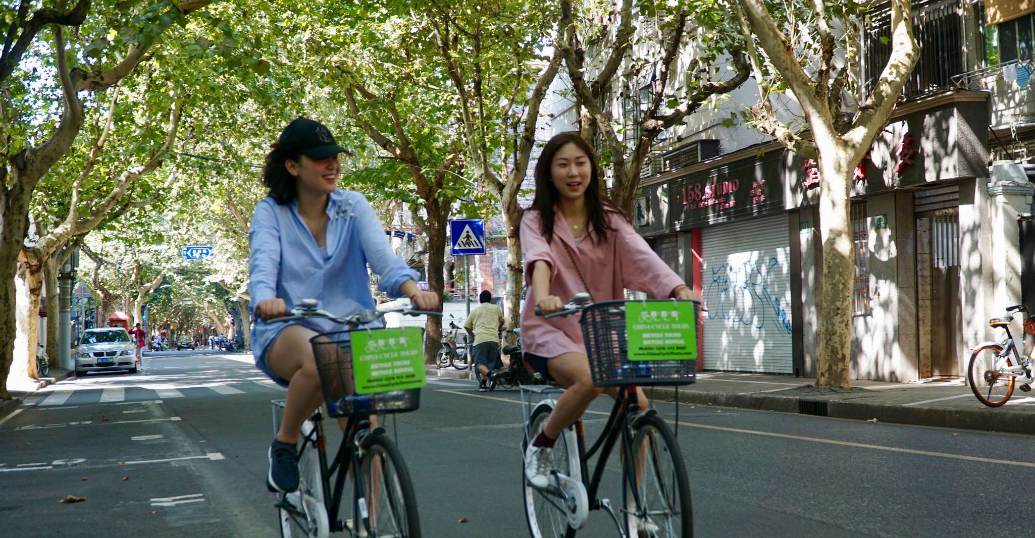 Half-Day Old Shanghai Small Group Bike Tour (Day & Night) photo 5