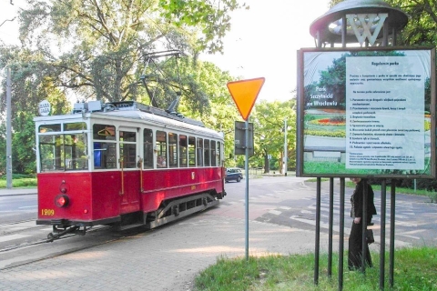 Breslau: Rundfahrt mit der historischen Straßenbahn2-stündige Stadtrundfahrt mit der kleineren Straßenbahn