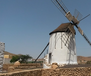 Fuerteventura: Full Day Tour with Lunch