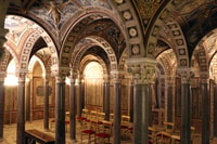 Rome, Tour to Discover Underground Secrets, Small Group - Housity