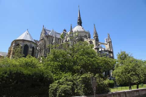 De Paris: Excursão de 1 Dia a Reims e Champanha