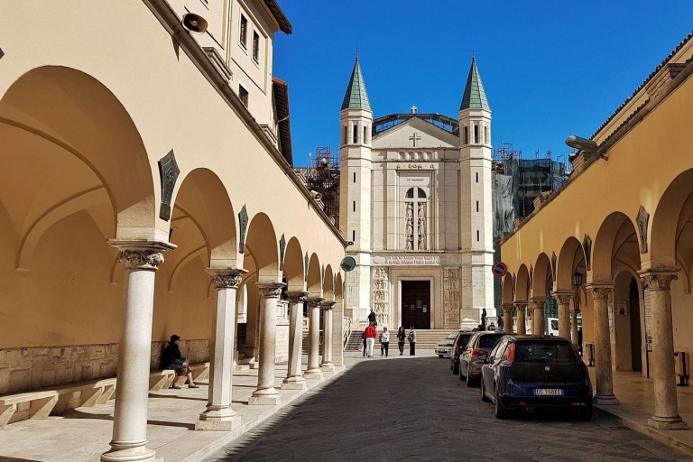 Rom: Ganztägige Tour nach Cascia und Spoleto