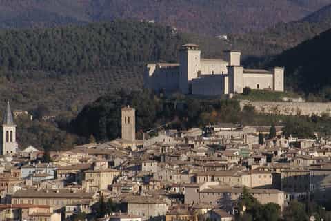 Roccaporena Iglesias y catedrales: lo MEJOR de 2025 Cancelación