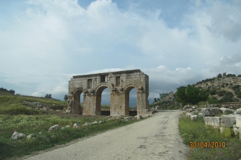 Excursion d'une journée à la ville de Xanthos, au canyon de Saklikent et à la plage de Patara