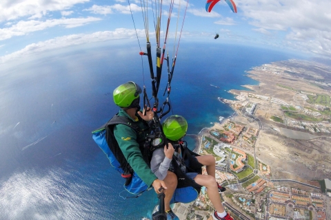 Tenerife: vuelo en parapente acrobático en tándem