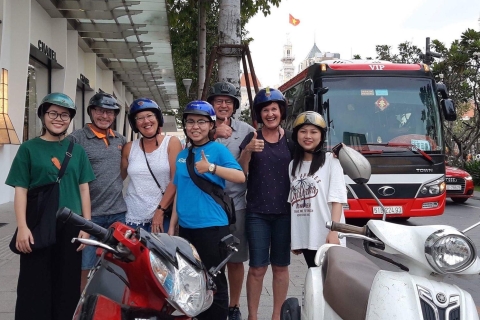 Visite en moto de la ville de Saigon