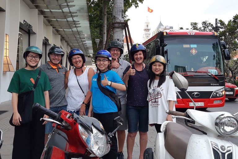 Visite en moto de la ville de Saigon