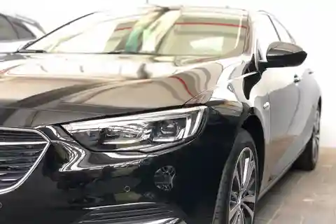Rome: Private Transfer from Fiumicino Airport to City Center