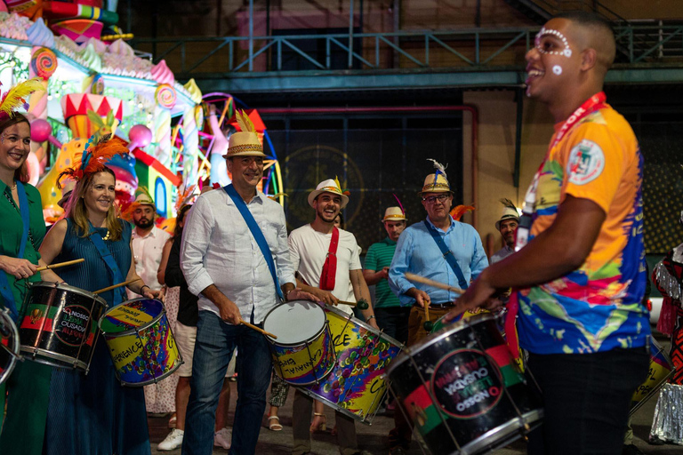 Parada karnawałowa w Rio: kostiumy + transfer w cenie