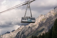 Genève, Glacier 3000 Experience et Montreux - Housity