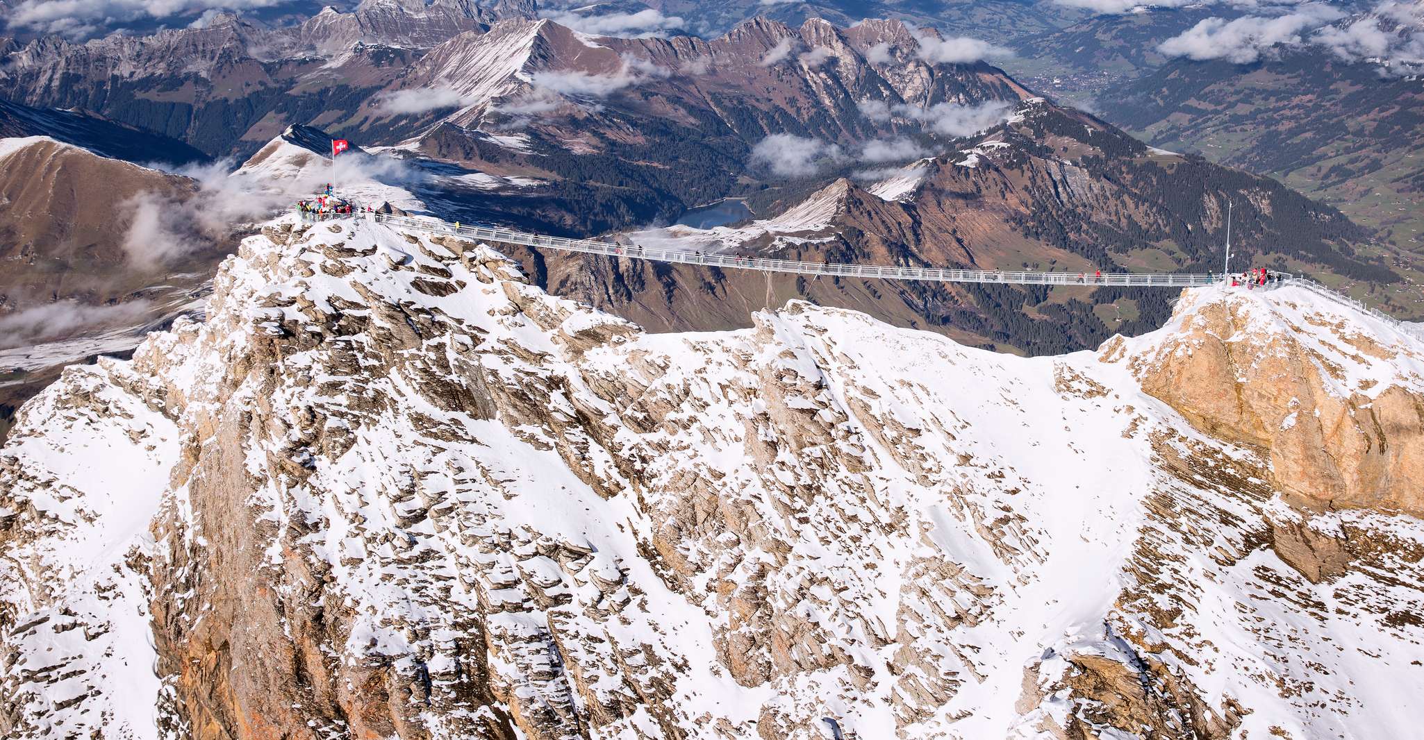 Geneva, Glacier 3000 Experience and Montreux - Housity