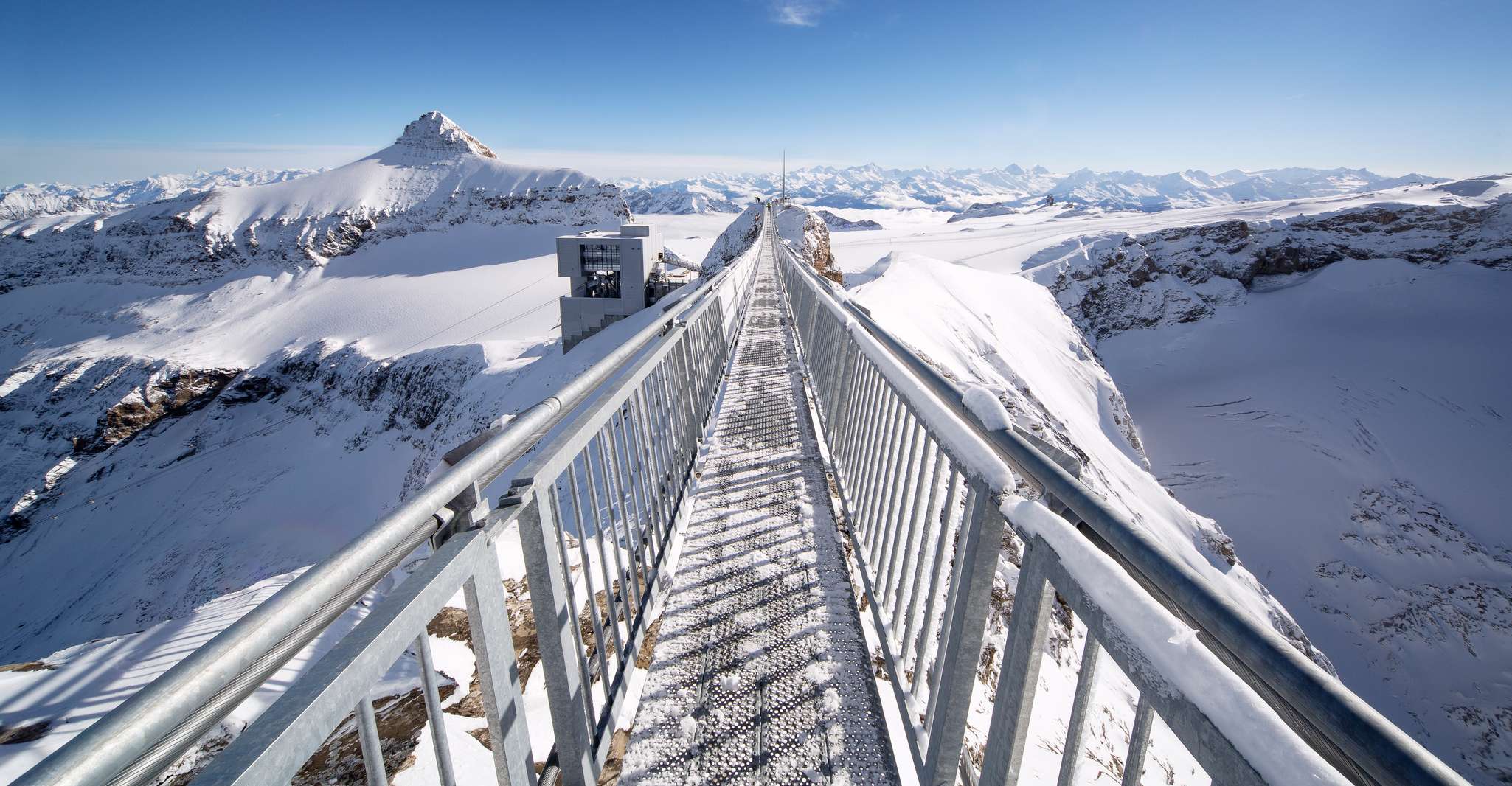 Genève, Glacier 3000 Experience et Montreux - Housity
