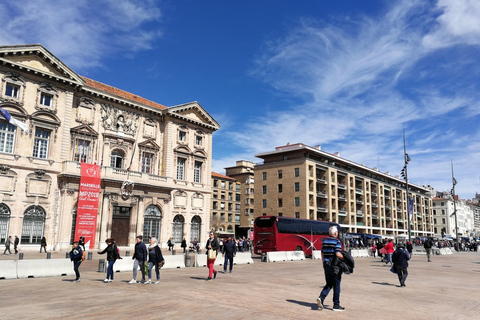 Marsiglia: tour privato a piedi del centro città con crocieraTour privato con punto d&#039;incontro