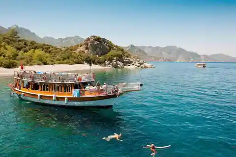 Olympos : Daily Islands Boat Trip with Lunch