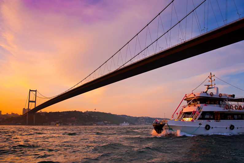Istanbul: crociera al tramonto sul Bosforo