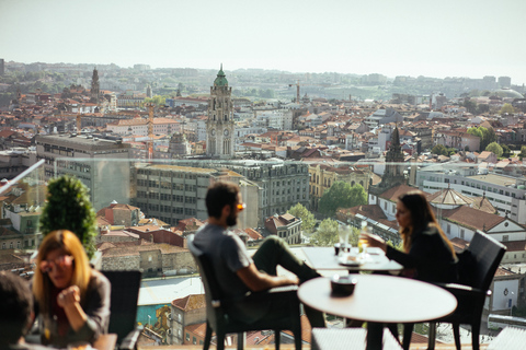 Porto: Tour Particular à Noite c/ Bebidas e Petiscos