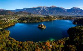 Ljubljana: Slovenia Day Tour to Bled, Postojna, and Predjama